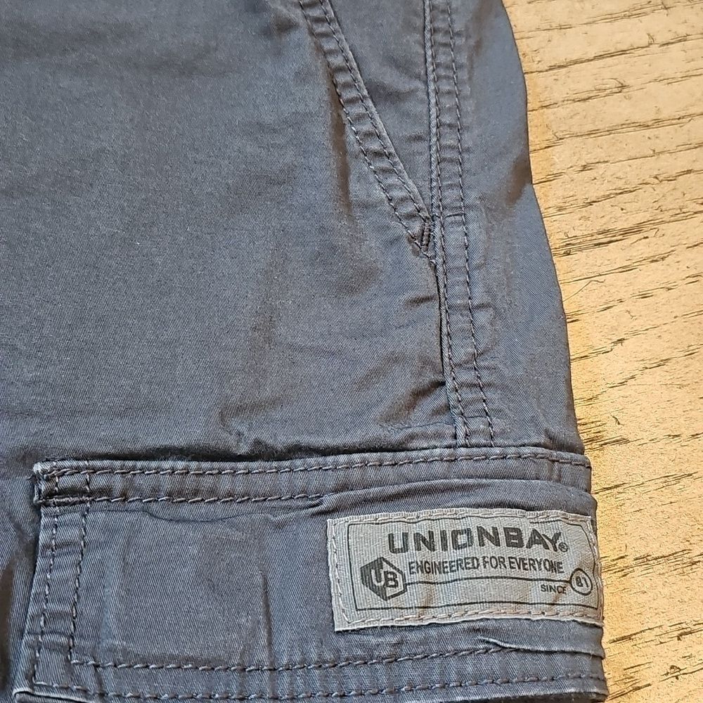 Men's Navy Cargo Shorts Size 34 NWOT - Picture 9 of 10